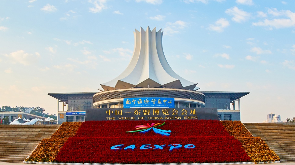 ����������������ͨ�棺�������ڼ䣬��Щ��·ʵʩ��ʱ��ͨ���ơ�